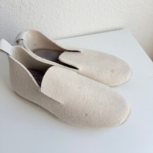 La Charentaise White Wool Minimal Slippers Size 38